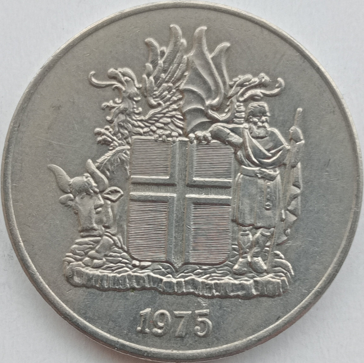 Islandia 10 Koron 1975 (herb)